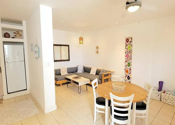 Vv2 42 - Bright Tama 2br Walk To And Pool