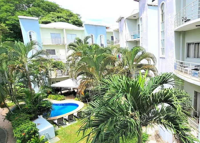Vv2 42 - Bright Tama 2br Walk To And Pool