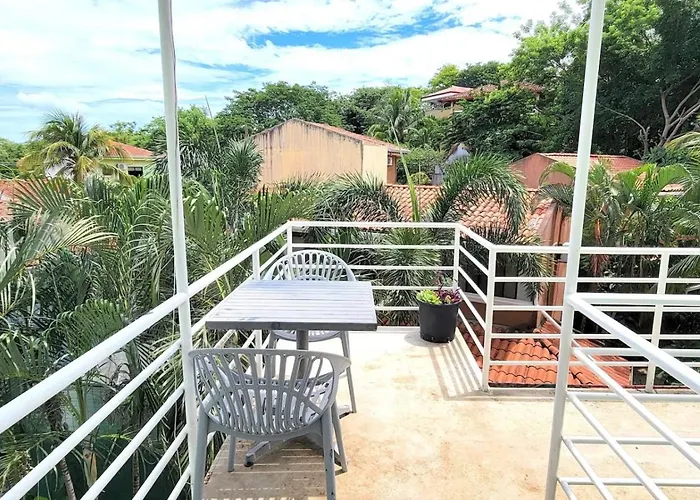 Vv2 42 - Bright Tama 2br Walk To And Pool